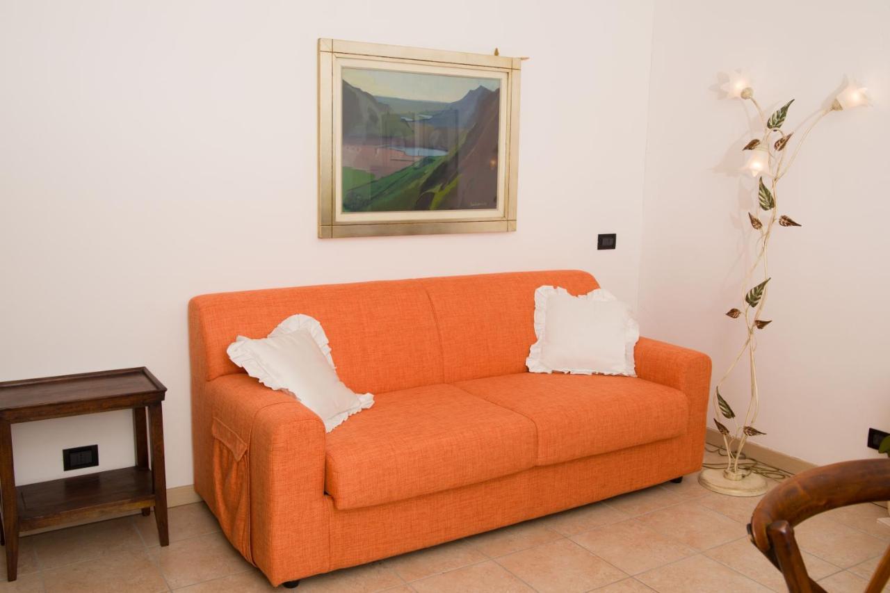 Appartamento Con Giardino E Parcheggio Privato ベッラージョ エクステリア 写真